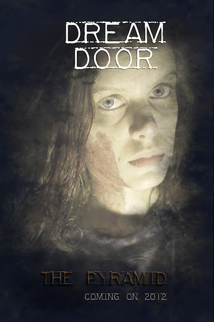 dreamdoor-fake-posterweb